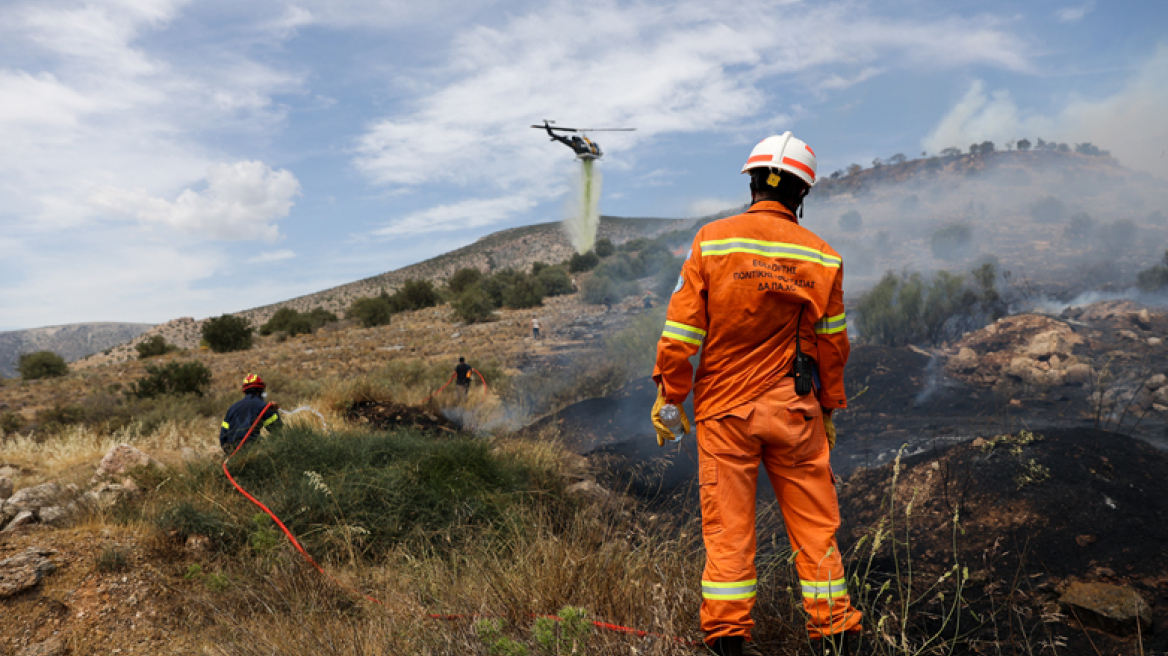 Στυλιανίδης για τη φωτιά στη Βούλα: Ήταν μια δύσκολη δοκιμασία - Το καλοκαίρι θα είναι σκληρό 