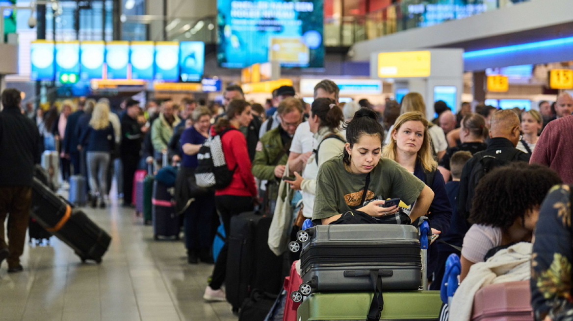 Ζοφερές προβλέψεις και από την EasyJet για χάος το καλοκαίρι στα αεροδρόμια της Ευρώπης