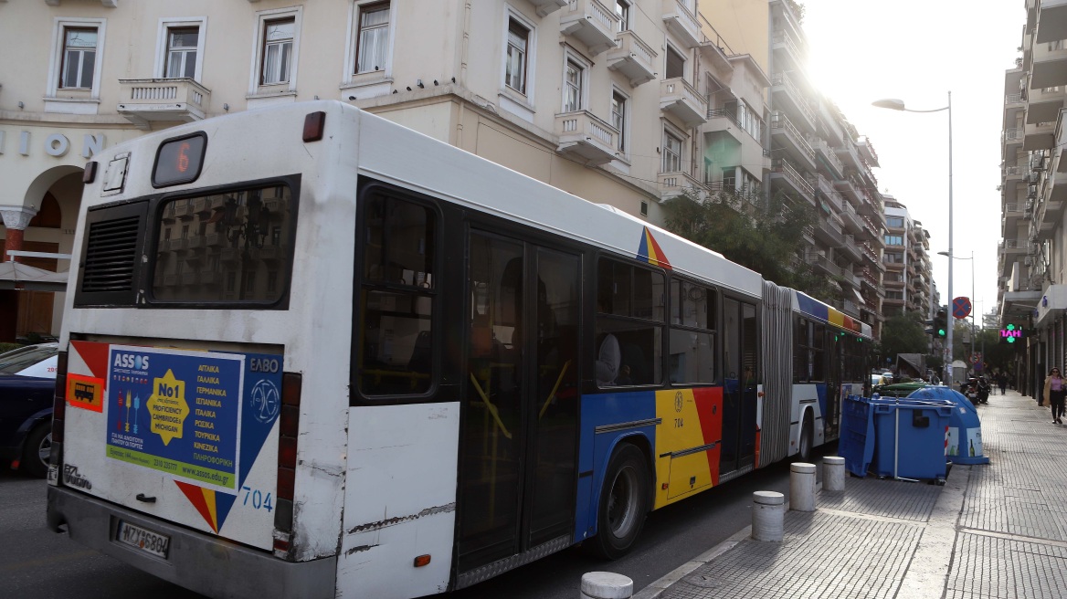 Θεσσαλονίκη: Συνελήφθη οδηγός λεωφορείου που κατέβασε 11χρονο επειδή δεν φορούσε μάσκα