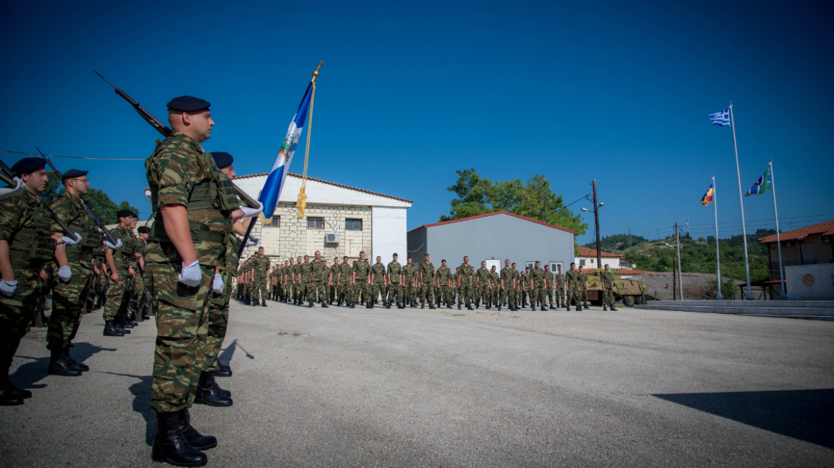 Στρατιωτική θητεία: Τι αλλαγές φέρνει στο ασφαλιστήριο