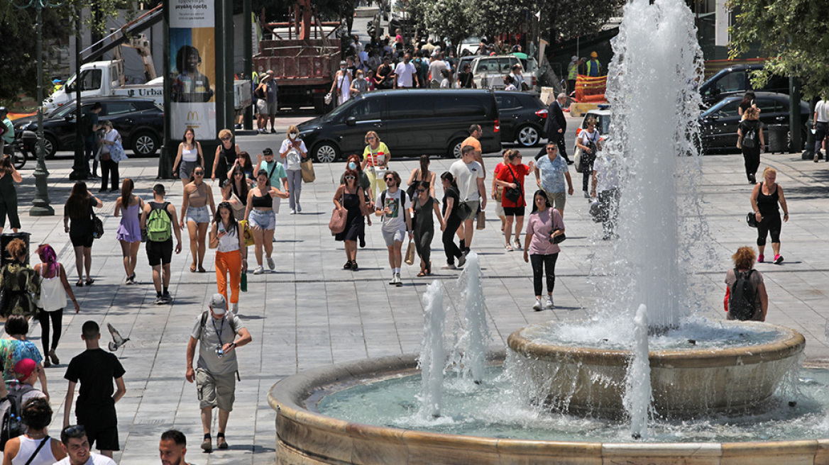 Κορωνοϊός: Πάνω από 20.000 κρούσματα αναμένονται ημερησίως 