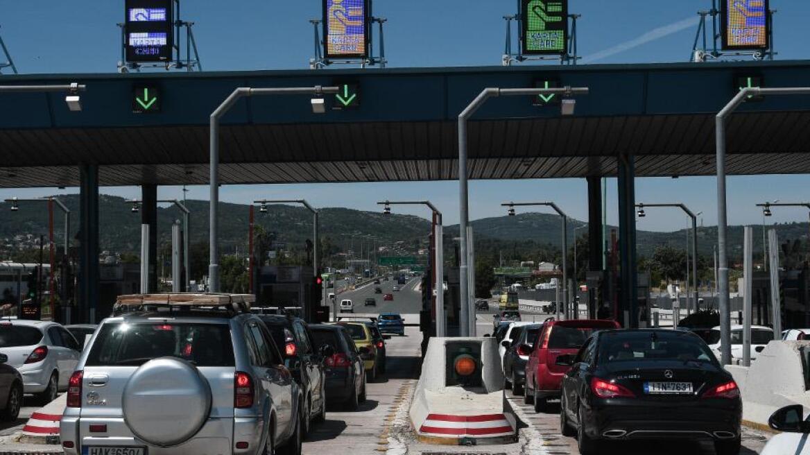 Τροχαίο στην Αθηνών - Κορίνθου - Πού έχει καθυστερήσεις