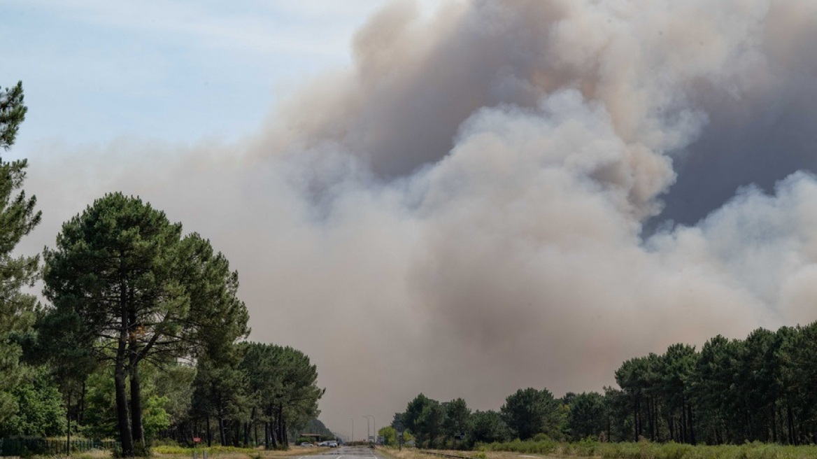 Canadair στέλνει η Ελλάδα στη Γαλλία για την κατάσβεση των πυρκαγιών 