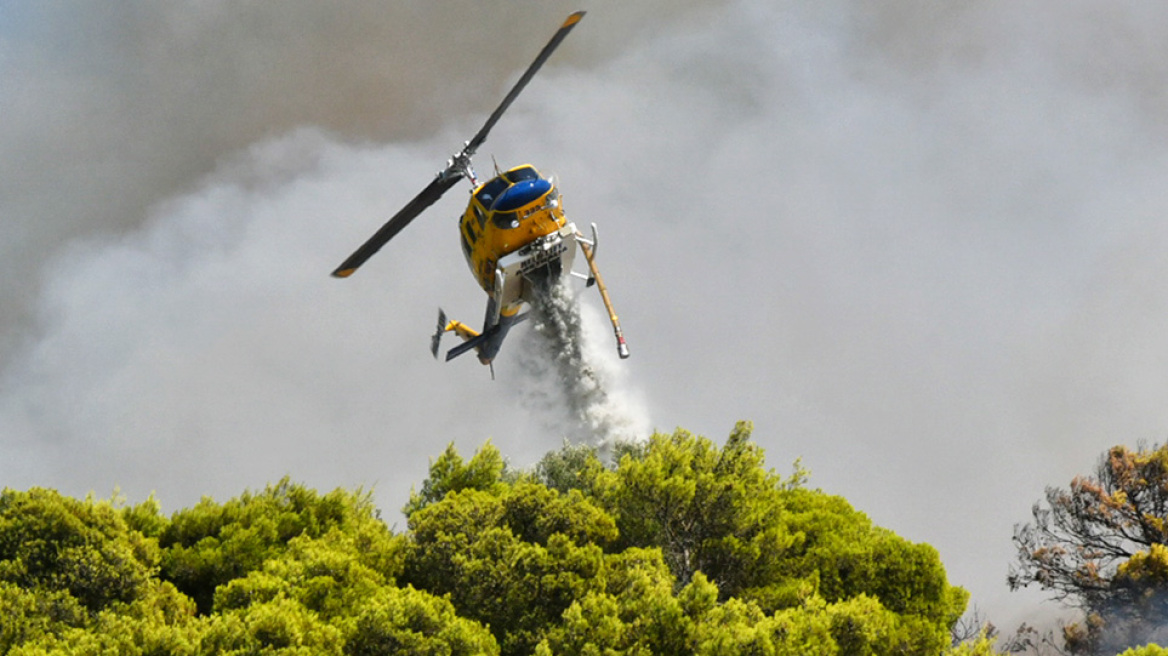 Φωτιές: 71 πυρκαγιές το τελευταίο 24ωρο - Στον δήμο Ερυμάνθου η φωτιά της Καλλιθέας στην Αχαΐα