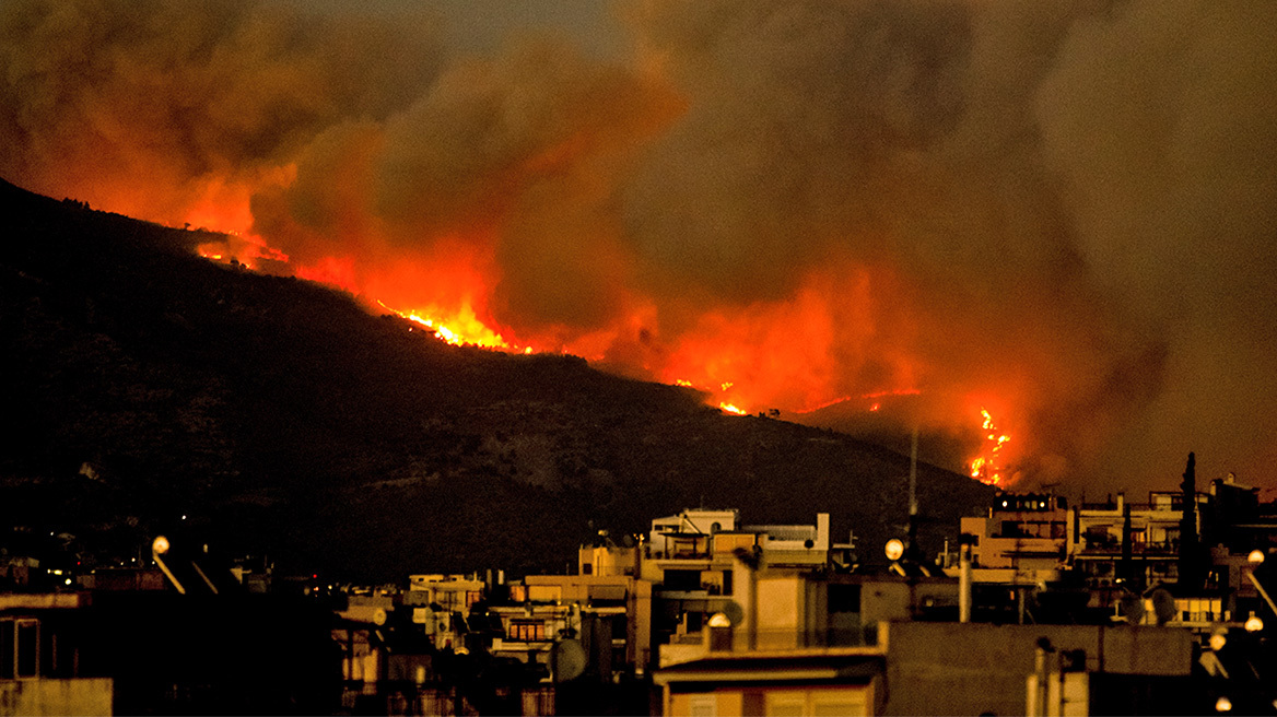 Φωτιά στην Πεντέλη: Νέο μήνυμα 112 - Αποφύγετε τη μετακίνηση στη Λεωφόρο Μαραθώνος από την Αττική Οδό ως το Πικέρμι