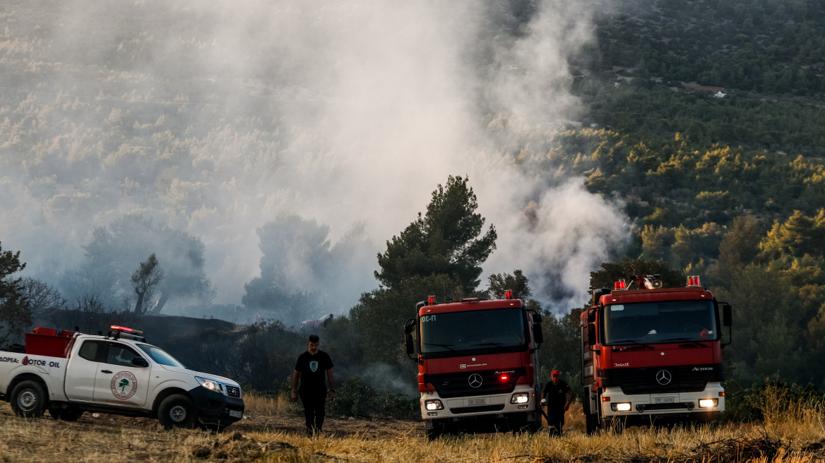 Κρήτη: Φωτιά στην Πέτρινη Πολιτεία στη Φαιστό - Επιχειρούν από αέρος δύο ελικόπτερα