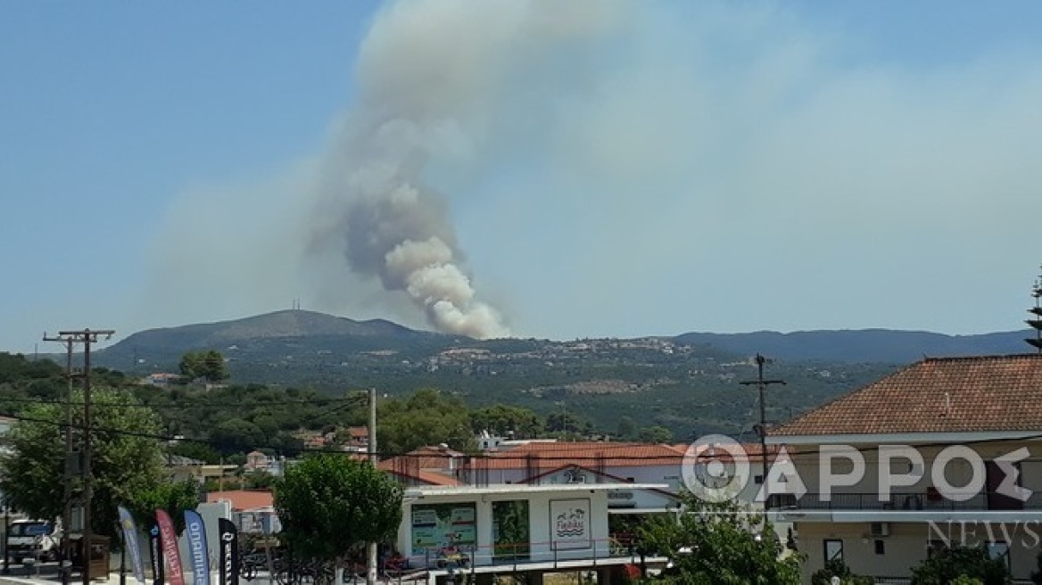 Φωτιά στο Ακριτοχώρι Μεσσηνίας - Δείτε φωτογραφίες