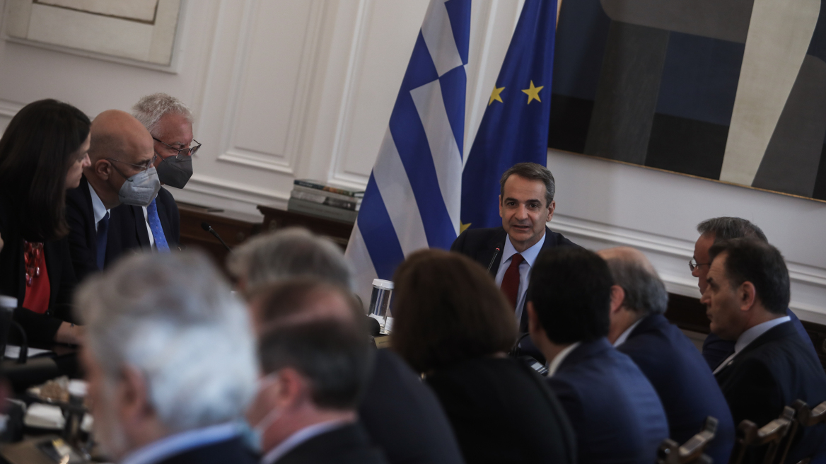 Υπουργικό: Ο Μητσοτάκης με αφήγημα σταθερότητας και μήνυμα κόντρα στη χαλάρωση