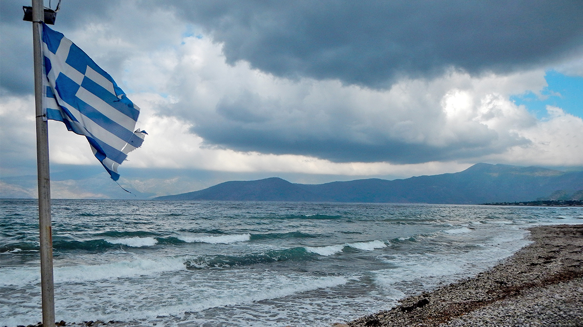 Καιρός: Άστατος το τριήμερο του Δεκαπενταύγουστου - Έρχεται νέο κύμα ζέστης