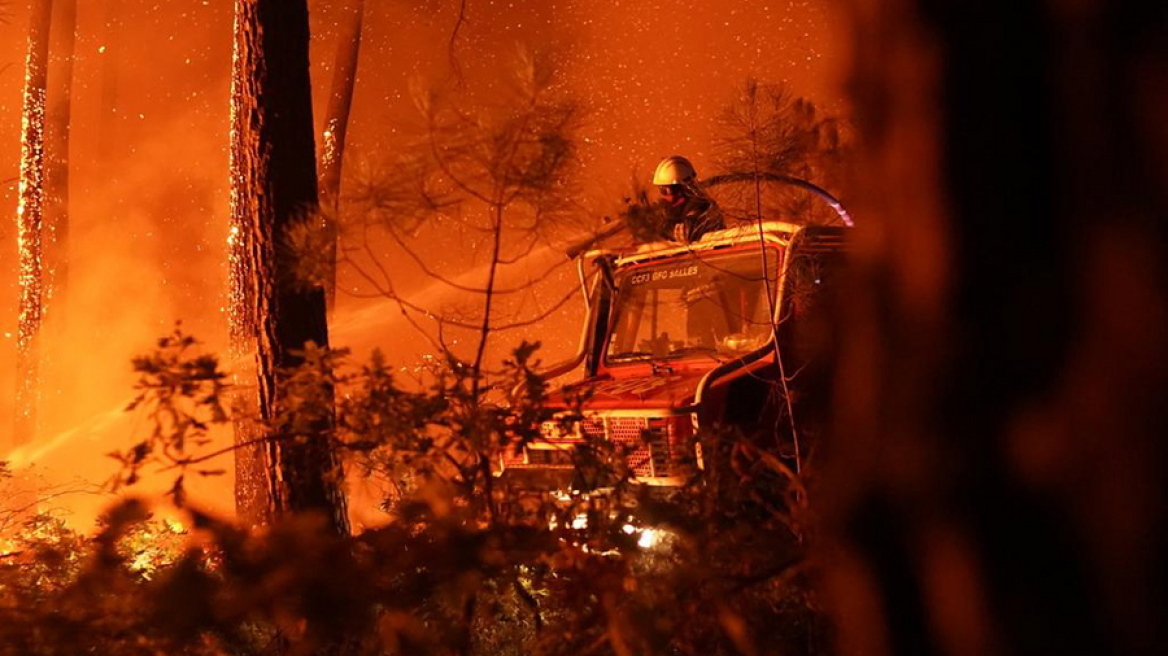 Φωτιές στη Γαλλία: Δίχως τέλος ο πύρινος εφιάλτης - Η Ευρώπη σπεύδει να βοηθήσει