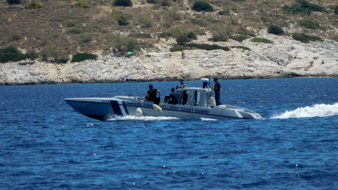 Σκόπελος: Τράκαρε δίκυκλο και εγκατέλειψε τους τραυματίες αναβάτες