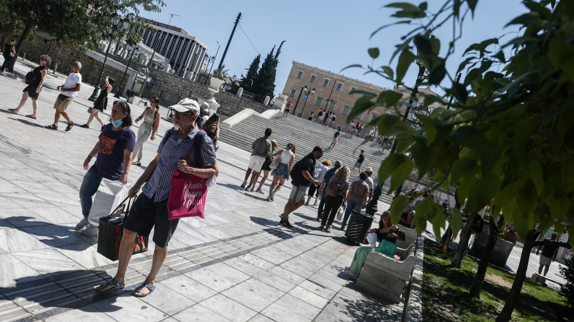 Κορωνοϊός - Βασιλακόπουλος: Μάλλον δεν θα επικρατήσει η μετάλλαξη Κένταυρος στην Ελλάδα