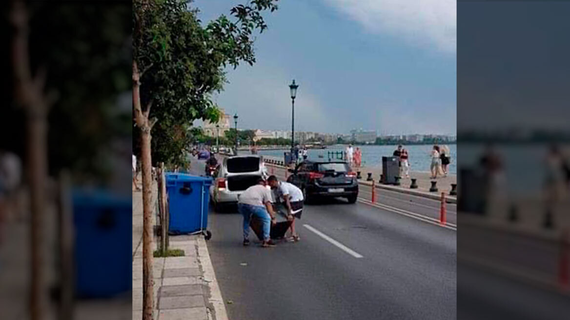 Θεσσαλονίκη: Ρομά έκλεψαν μέρα μεσημέρι χρηματοκιβώτιο και... τους έπεσε στον δρόμο