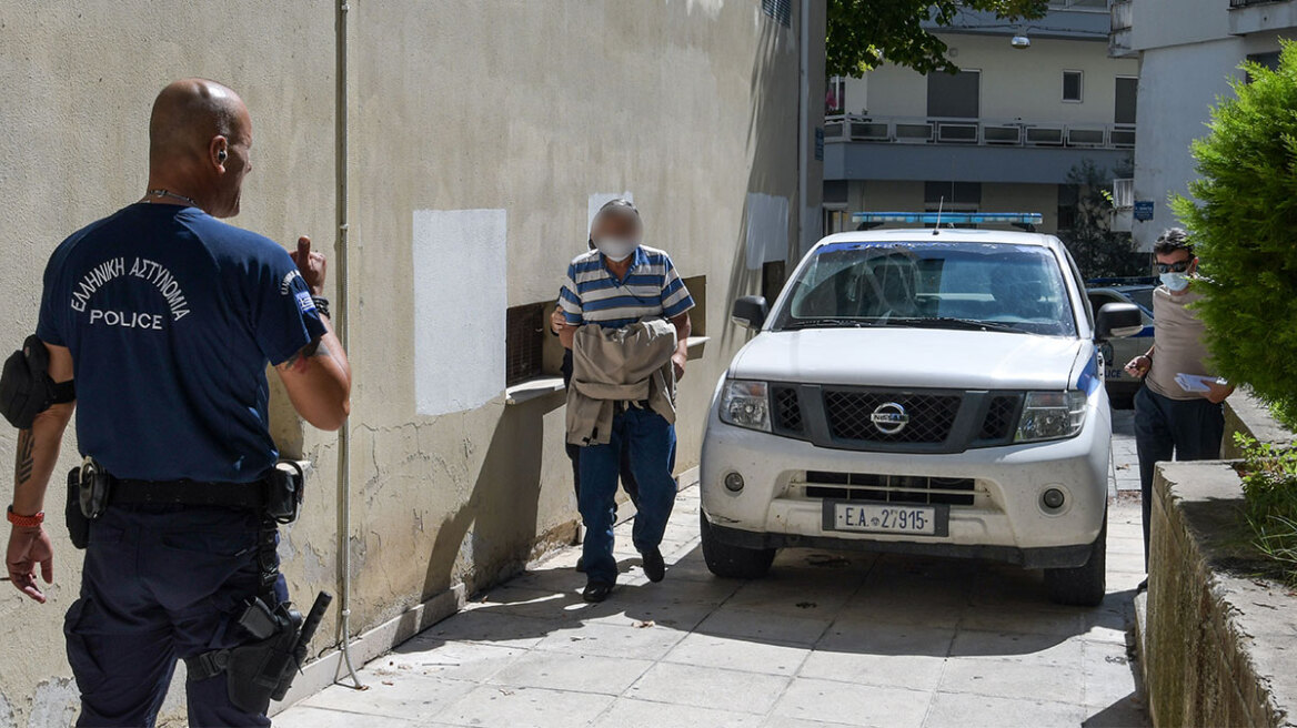 Δήμος Ζίτσας: Παύεται από τα καθήκοντα ο αντιδήμαρχος για την κακοποίηση του γαϊδουριού