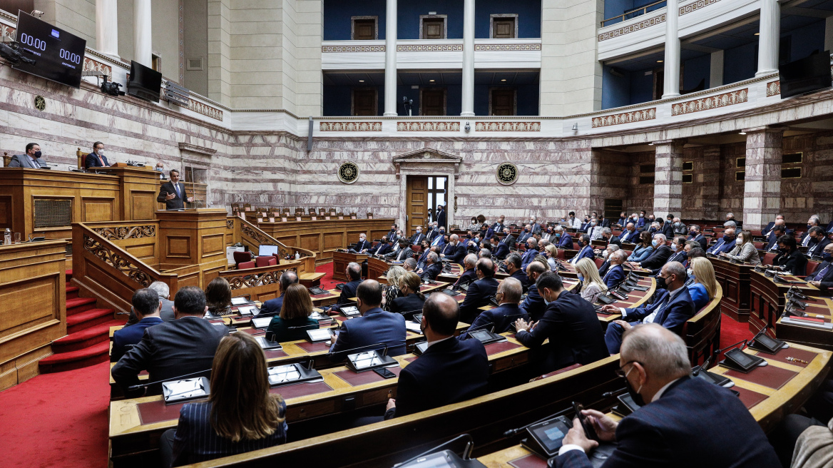 ΝΔ: Ποιοι είναι οι 15 βουλευτές που θα συμμετέχουν στην εξεταστική επιτροπή για τις παρακολουθήσεις