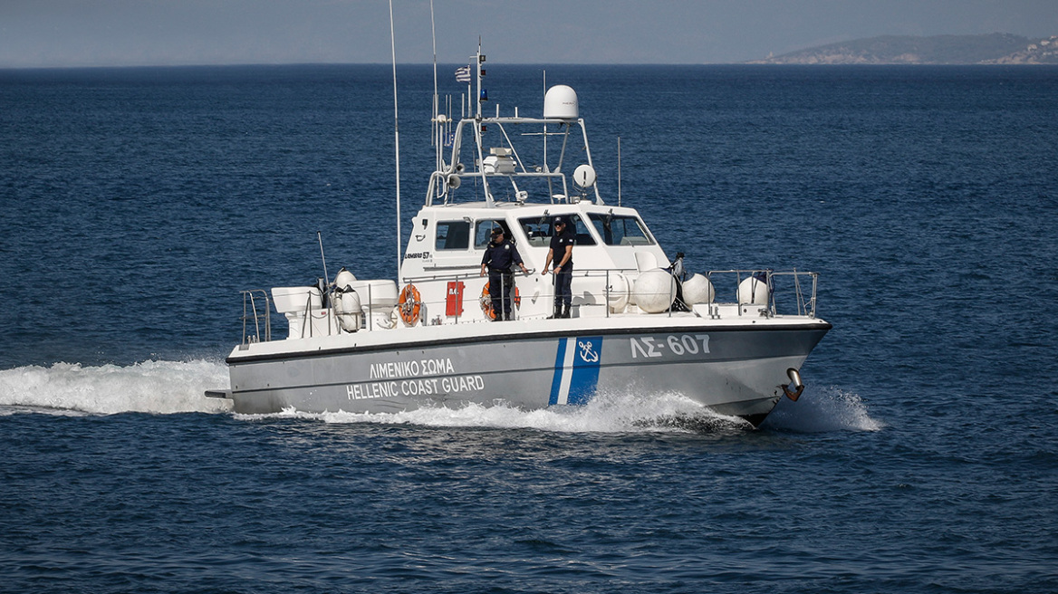 Κεφαλονιά: Βρέθηκαν οι 9 Ρουμάνοι κωπηλάτες που αγνοούνταν - Νεκρός ο ένας