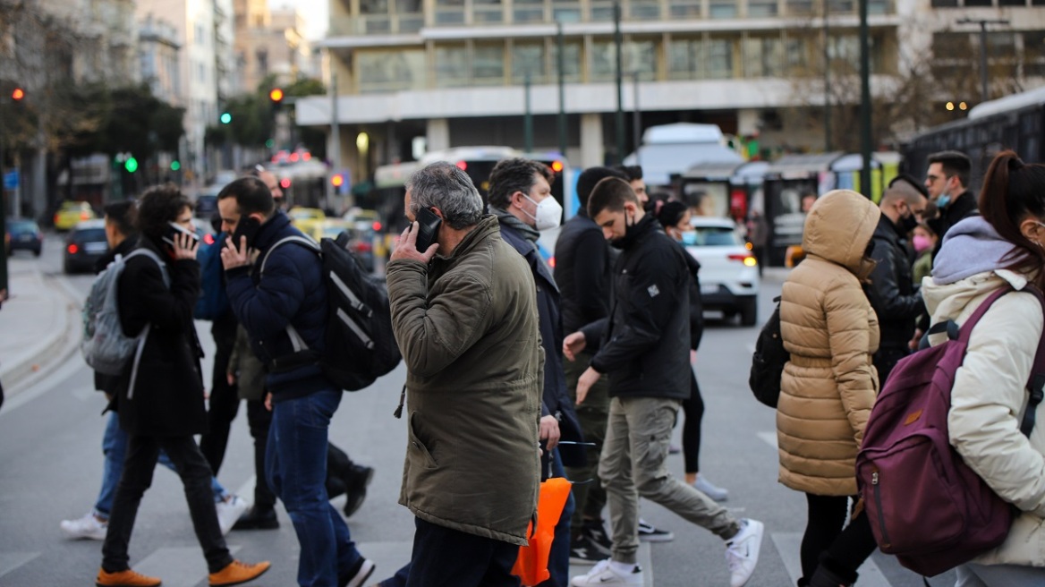 Μέτρα στήριξης: Επίδομα θέρμανσης, έκτακτη ενίσχυση €250 και μέτρα €1,7 δισ. για νέες θέσεις εργασίας