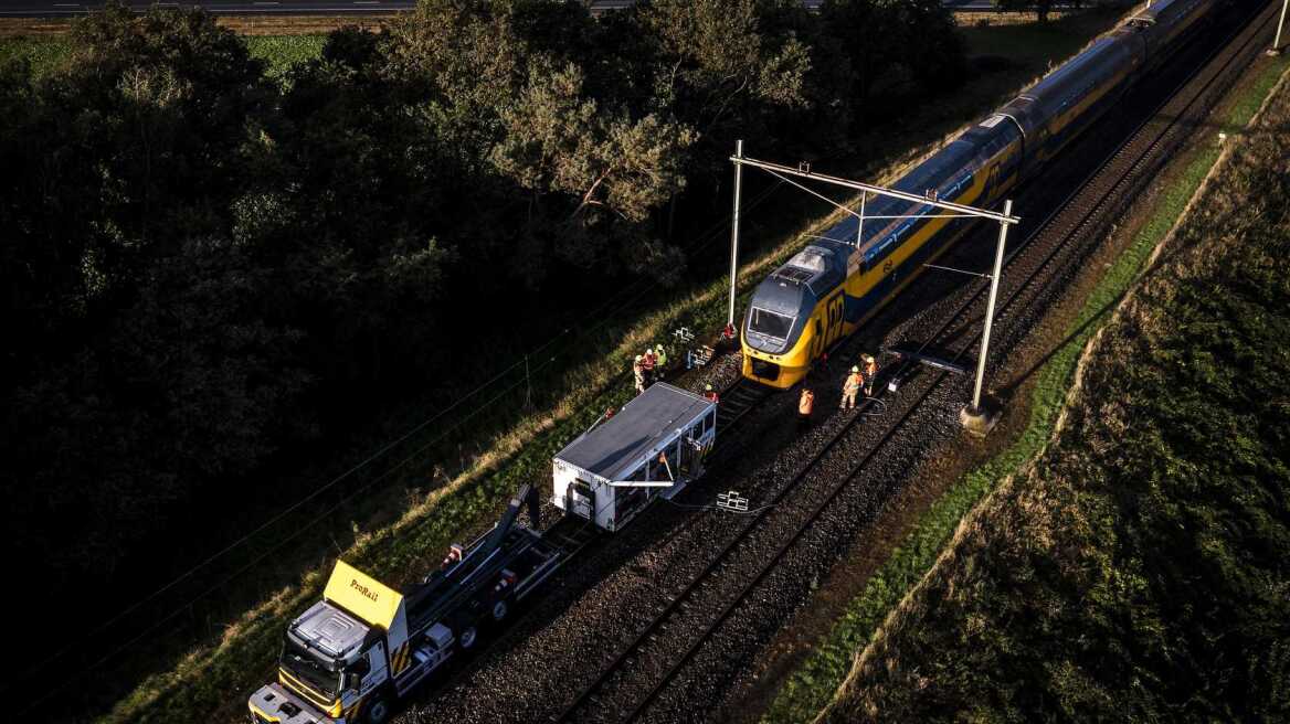 Ολλανδία: Εκτροχιάστηκε τρένο intercity με 250 επιβάτες