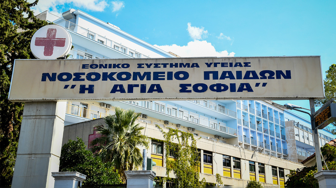 Μεσσηνία: Διασωληνωμένο το βρέφος 4 μηνών - Συνελήφθη και η μητέρα του