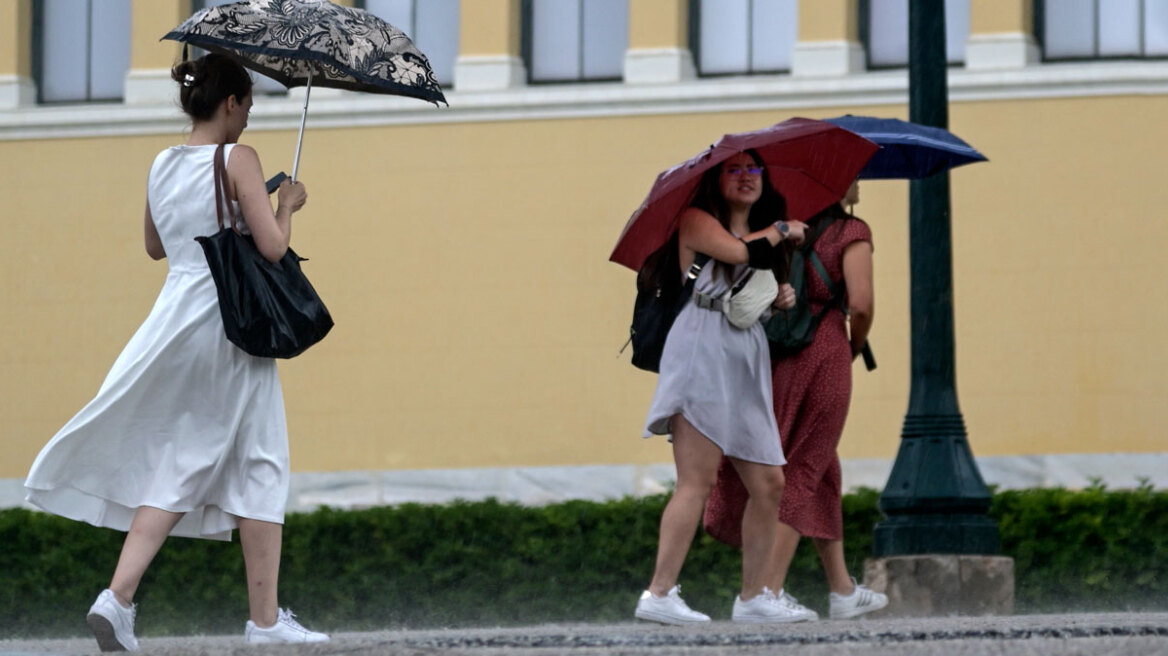 Καιρός: Η εξέλιξη της κακοκαιρίας σε χάρτες - Κίνδυνος για έντονα φαινόμενα τις επόμενες ώρες