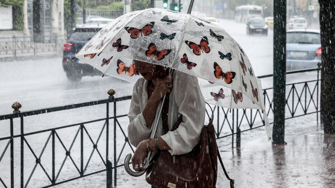 Καιρός - Meteo: Αναβάθμιση της κακοκαιρίας - Πού θα είναι ισχυρά τα φαινόμενα με χαλάζι και κεραυνούς