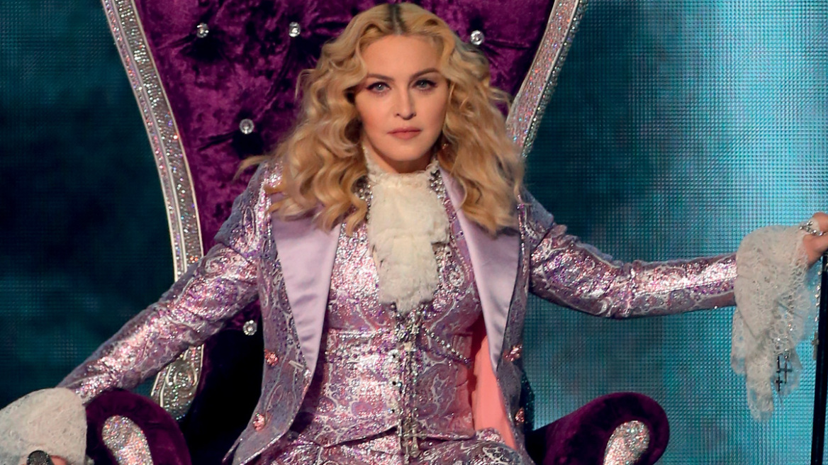 Madonna: Ενα αστέρι πέφτει, πέφτει...