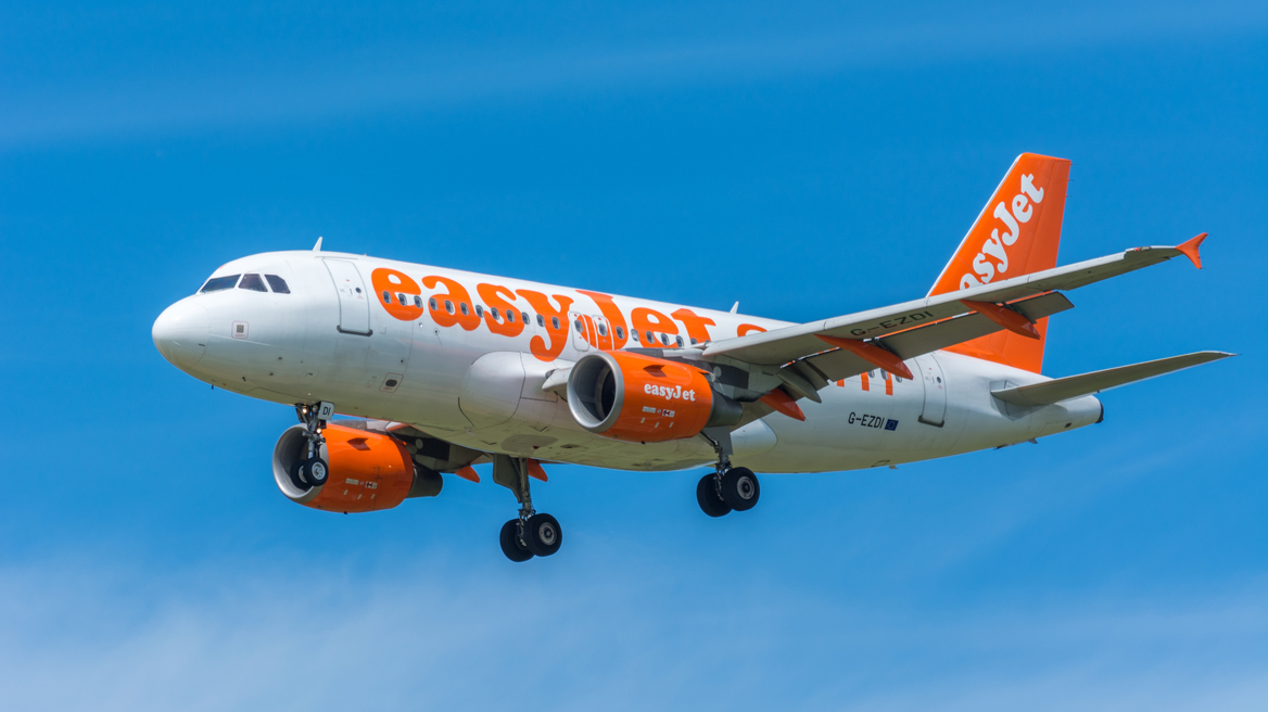 Αεροπλάνο της EasyJet από το Λονδίνο για τη Ρόδο παραλίγο να συγκρουστεί με drone 