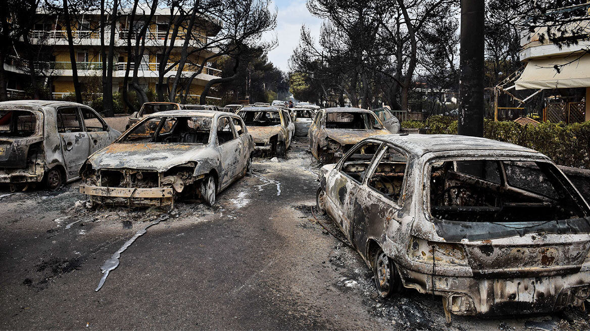 Φονική πυρκαγιά στο Μάτι: Ξεκινά η δίκη - 21 κατηγορούμενοι, πάνω από 200 μάρτυρες για την τραγωδία με τους 104 νεκρούς