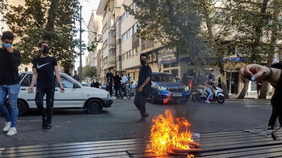 Ιράν - Θάνατος της Μάχσα Αμινί: Επιβλήθηκε θανατική ποινή διαδηλωτή