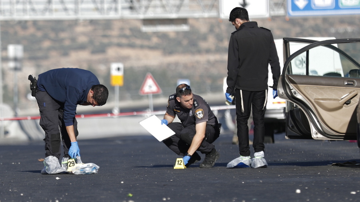 Ιερουσαλήμ: Νεκρός ένας έφηβος στις βομβιστικές επιθέσεις - «Χαιρετίζει» η Χαμάς