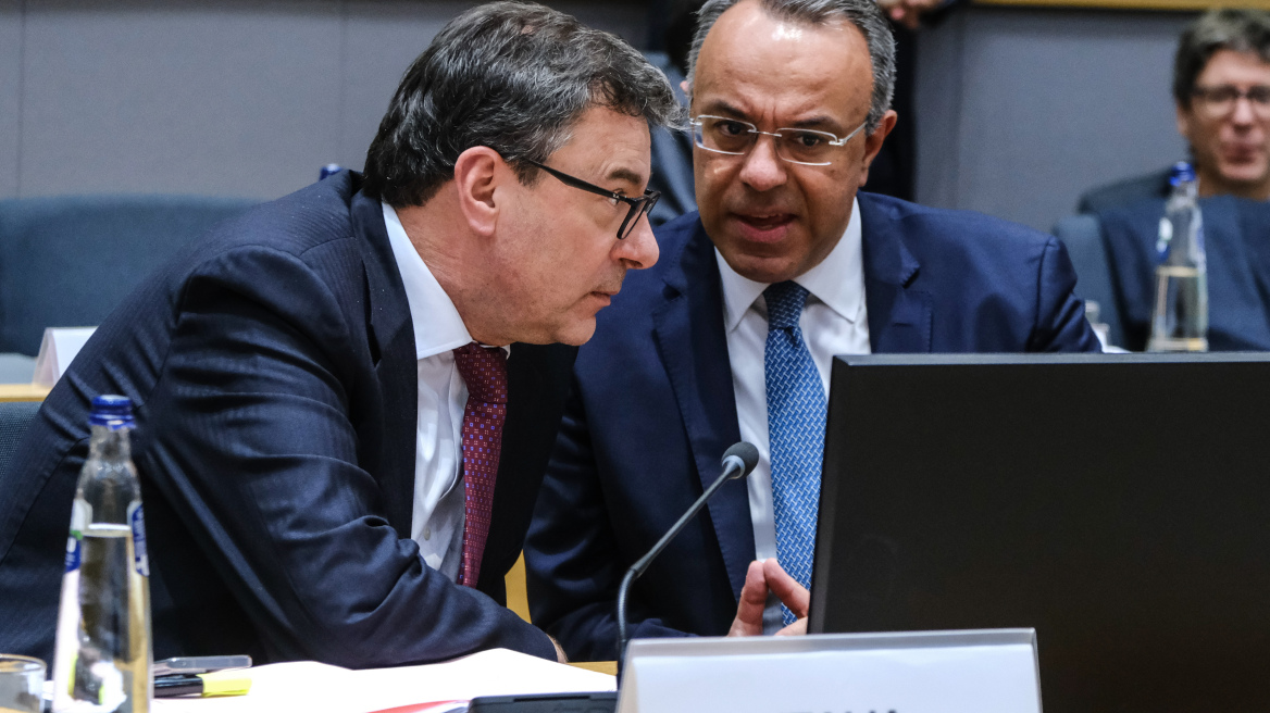 Eurogroup: «Λευκός καπνός» για ελάφρυνση του δημόσιου χρέους της Ελλάδας