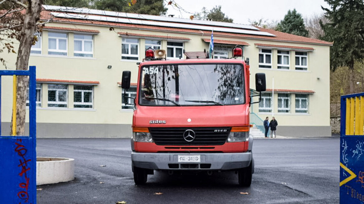 Σέρρες: Να αποδοθούν ευθύνες λέει ο πατέρας του 11χρονου που σκοτώθηκε από την έκρηξη στο σχολείο