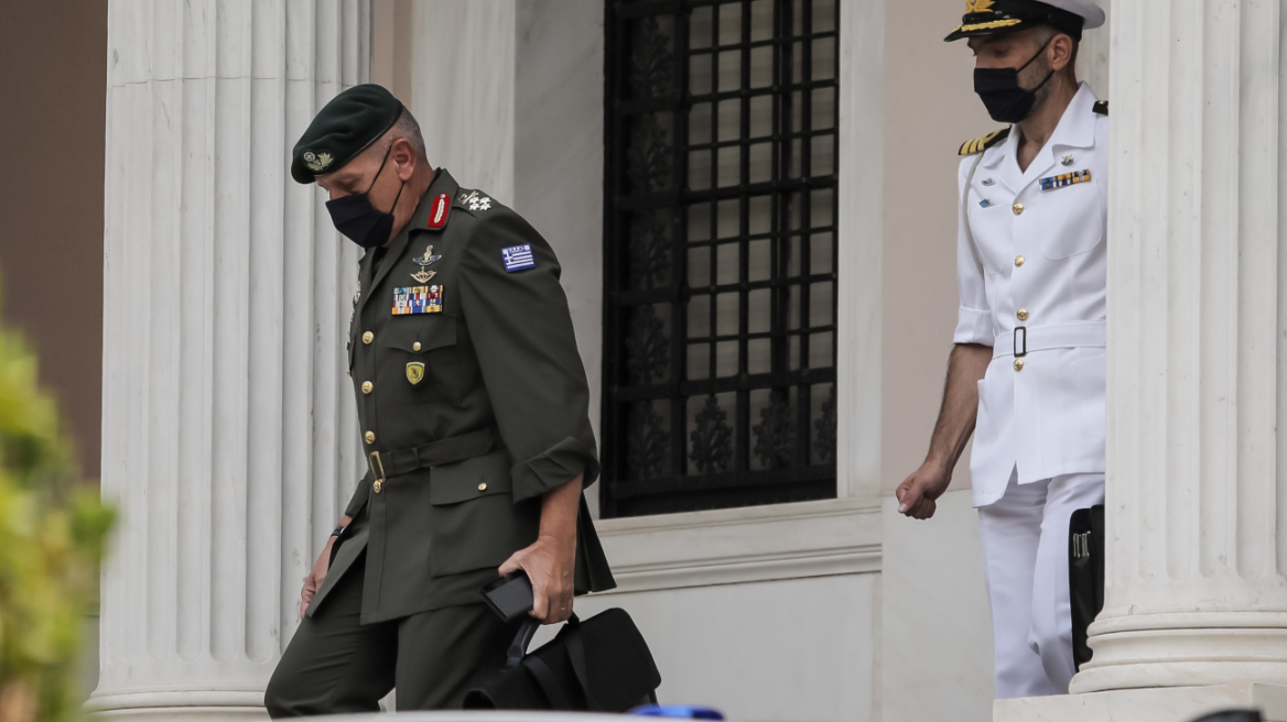 Έκτακτο ΚΥΣΕΑ για τις κρίσεις τον Ιανουάριο - Παραμένει ο Φλώρος 