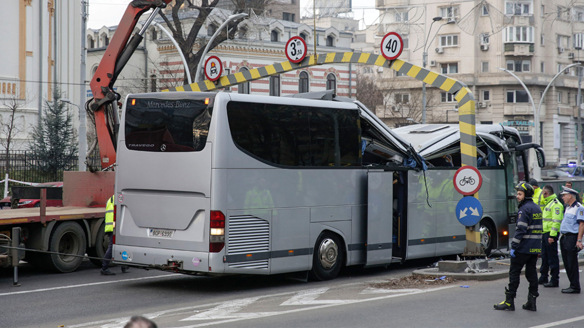 Ρουμανία: Το σπαρακτικό παράπονο της αδερφής του νεκρού - «Δεν μας ενημερώνει κανείς»