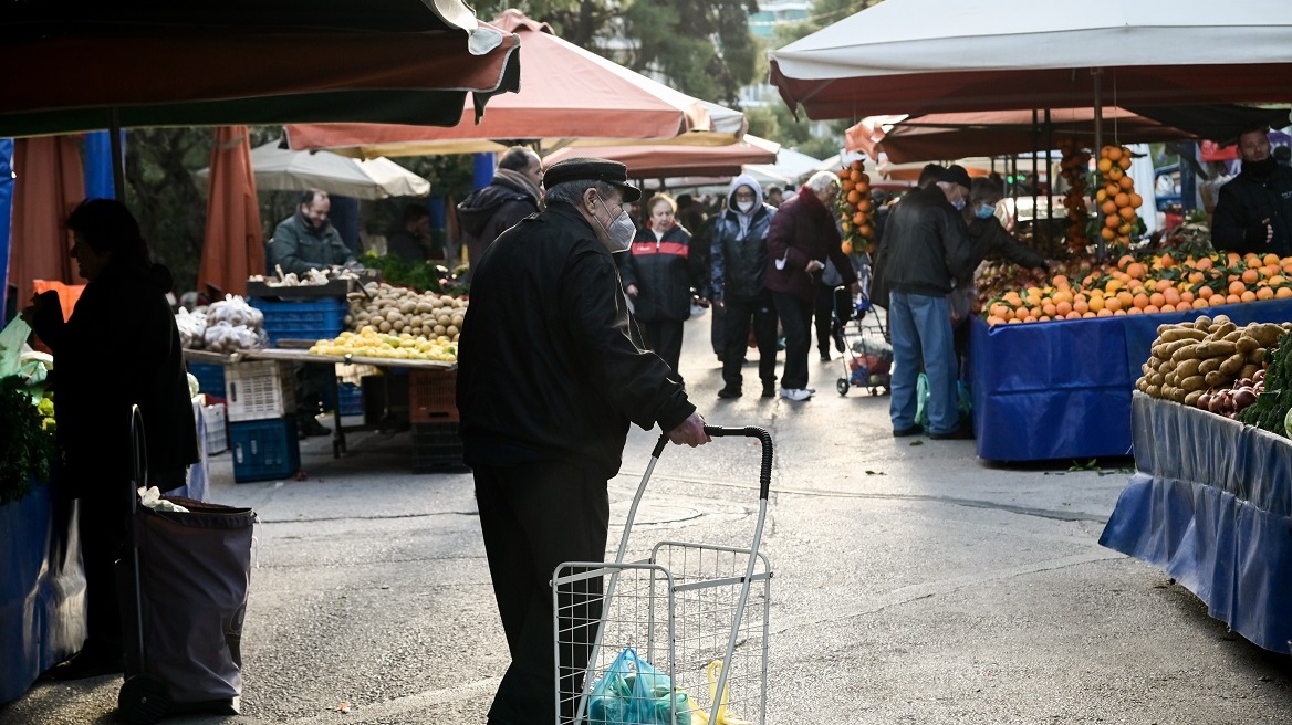 Θεσσαλονίκη: «Σαφάρι» ελέγχων από ΕΛ.ΑΣ. και Δημοτική Αστυνομία για το παρεμπόριο