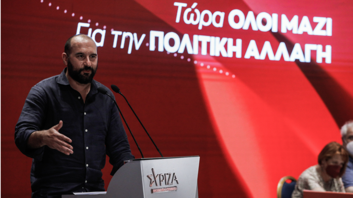 Τζανακόπουλος: «Ο φράχτης παραβιάζει τη διεθνή νομιμότητα»