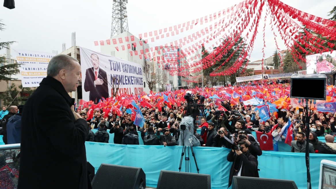 Ερντογάν: Όποιος υποτιμά την Οθωμανική Αυτοκρατορία, είναι είτε προδότης είτε δεν μπορεί να τη χωνέψει - Δείτε βίντεο