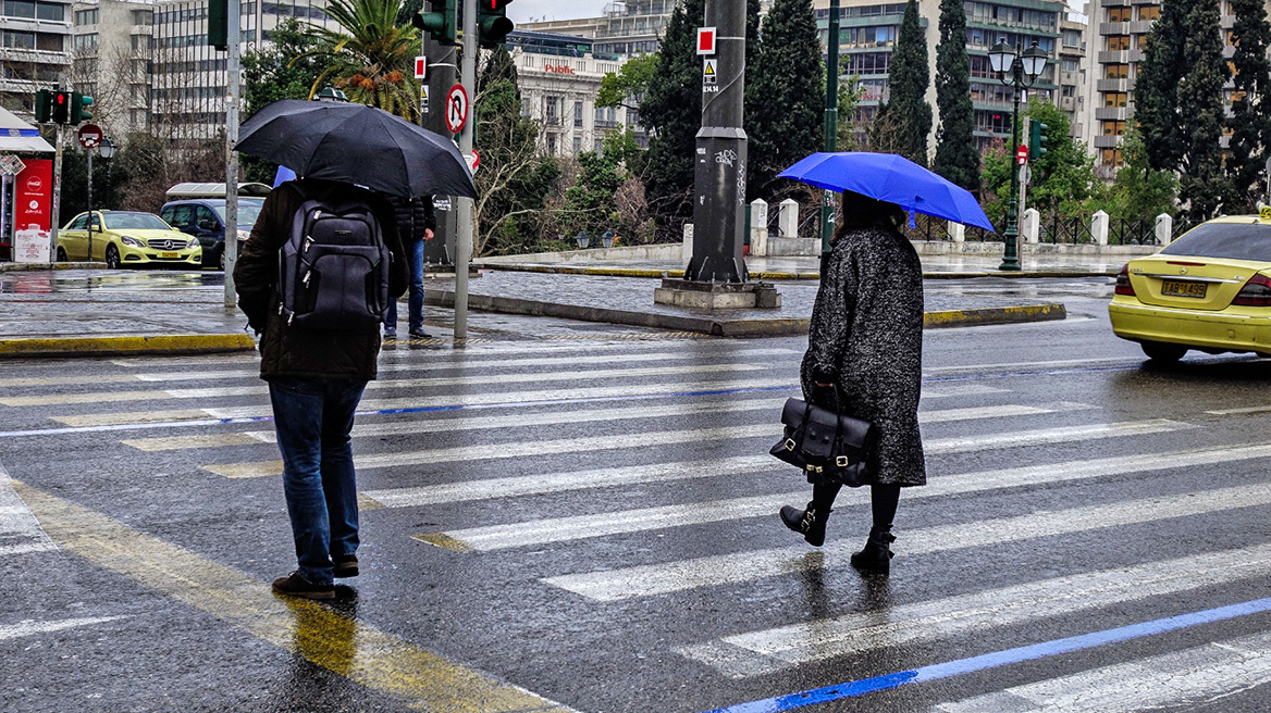 Καιρός: Έρχεται βροχερό τριήμερο - Τσουχτερό κρύο σε όλη τη χώρα από την Κυριακή