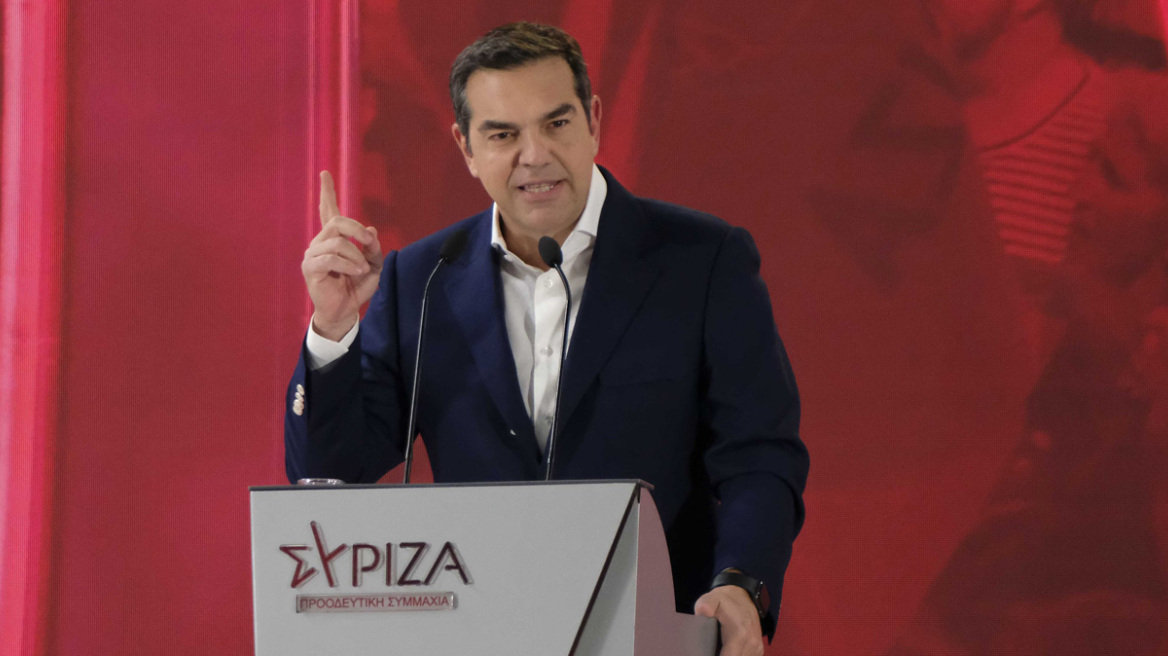 Τσίπρας από Πάτρα: «Πολιτικά αδιανόητο» να συνεργαστεί ο Ανδρουλάκης με τον Μητσοτάκη