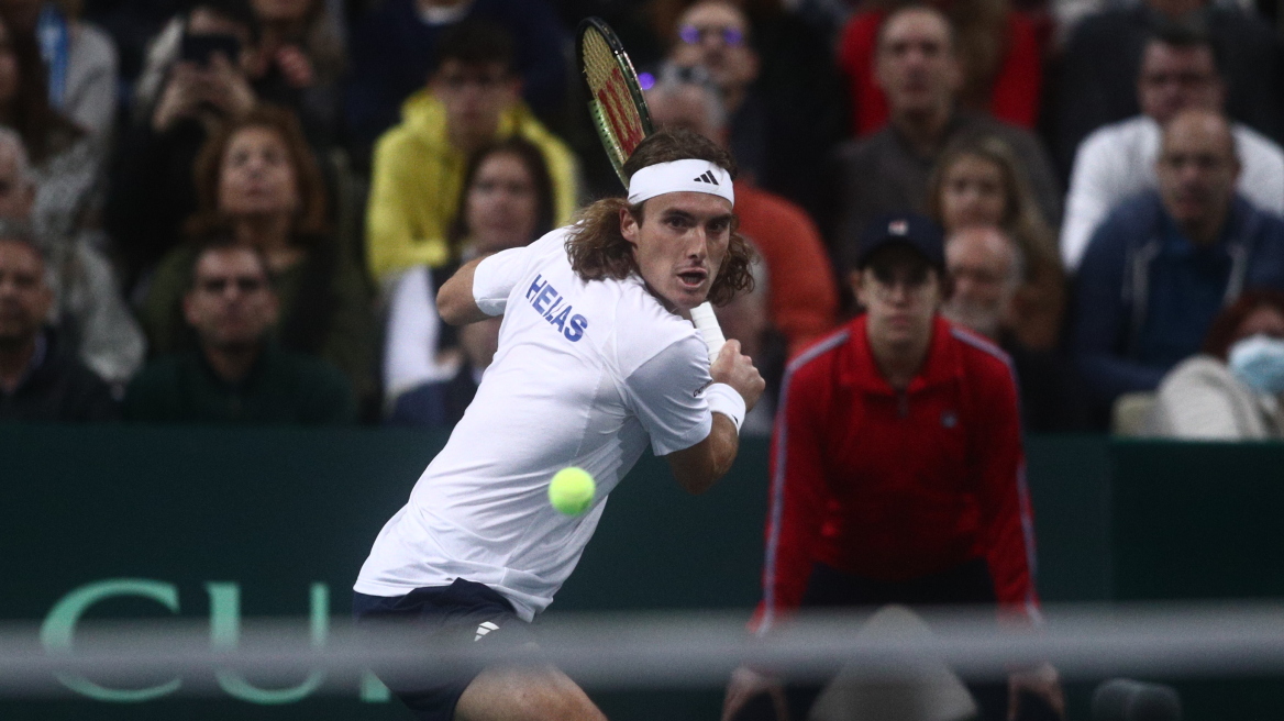 Davis Cup, Τσιτσιπάς - Γκιγιέν 2-0: Ιδανικό ξεκίνημα και αποθέωση για τον Στέφανο στο ΟΑΚΑ