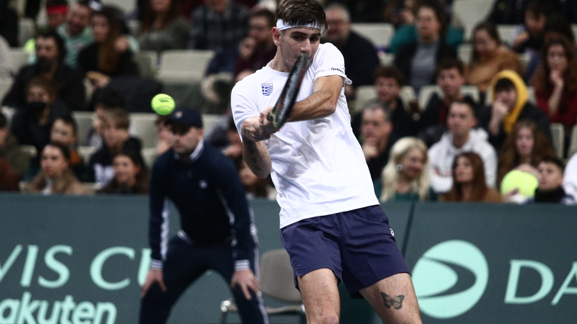 Davis Cup, Θάνος - Αντράντε 2-0: Δυνατά στο παιχνίδι της πρόκρισης η Ελλάδα