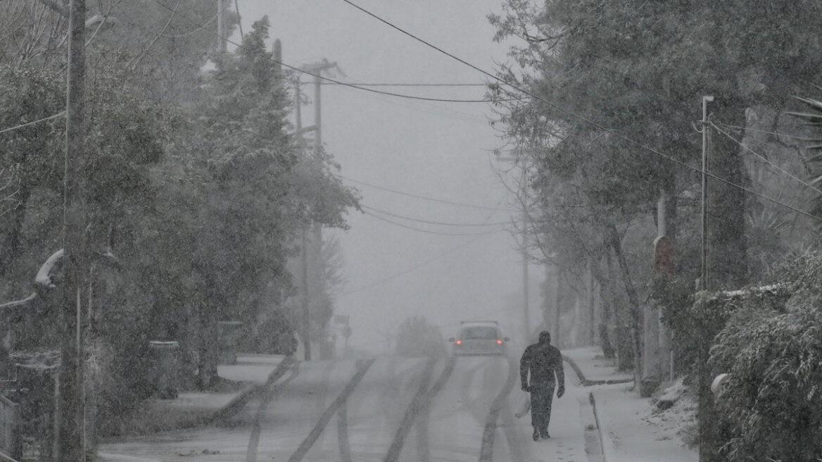 Κακοκαιρία Μπάρμπαρα: Live update με όλες τις πληροφορίες 