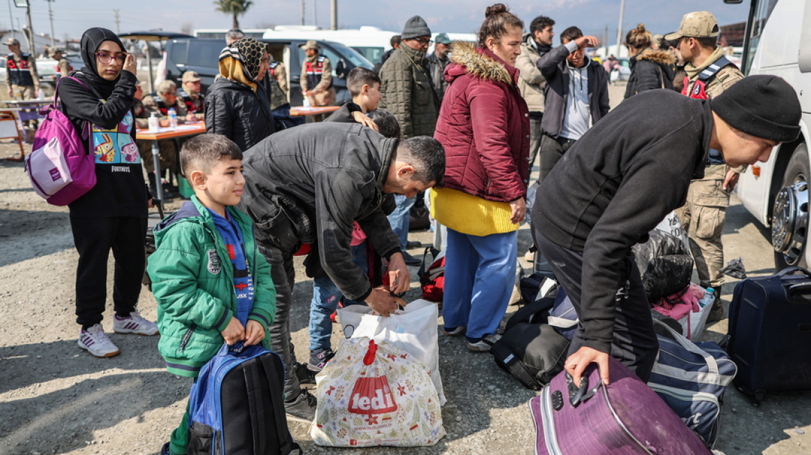 Αξιωματούχος του ΟΗΕ περιγράφει σκηνές «Αποκάλυψης» στις σεισμόπληκτες περιοχές στην Τουρκία