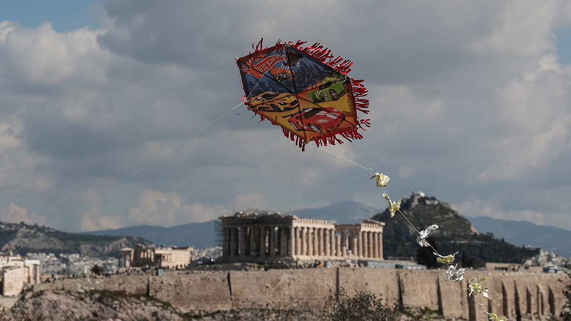 Καθαρά Δευτέρα: Με σαρακοστιανά, γλέντι και συναυλίες τα «κούλουμα» στους δήμους της Αττικής