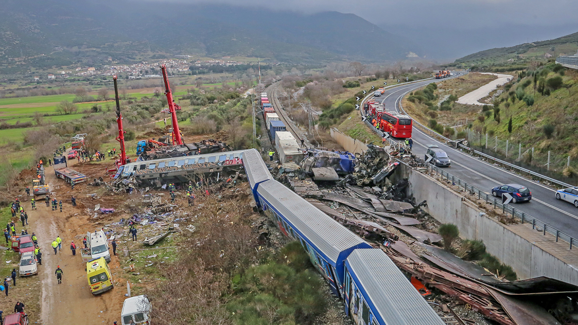 Σύγκρουση τρένων στη Λάρισα: 38 νεκροί και 66 οι τραυματίες, 6 σε ΜΕΘ - Υπάρχουν αγνοούμενοι