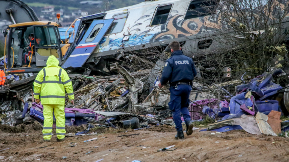 Σύγκρουση τρένων στα Τέμπη: Αιφνιδιαστική επιχείρηση για κατάσχεση πειστηρίων στον Σιδηροδρομικό Σταθμό Λάρισας