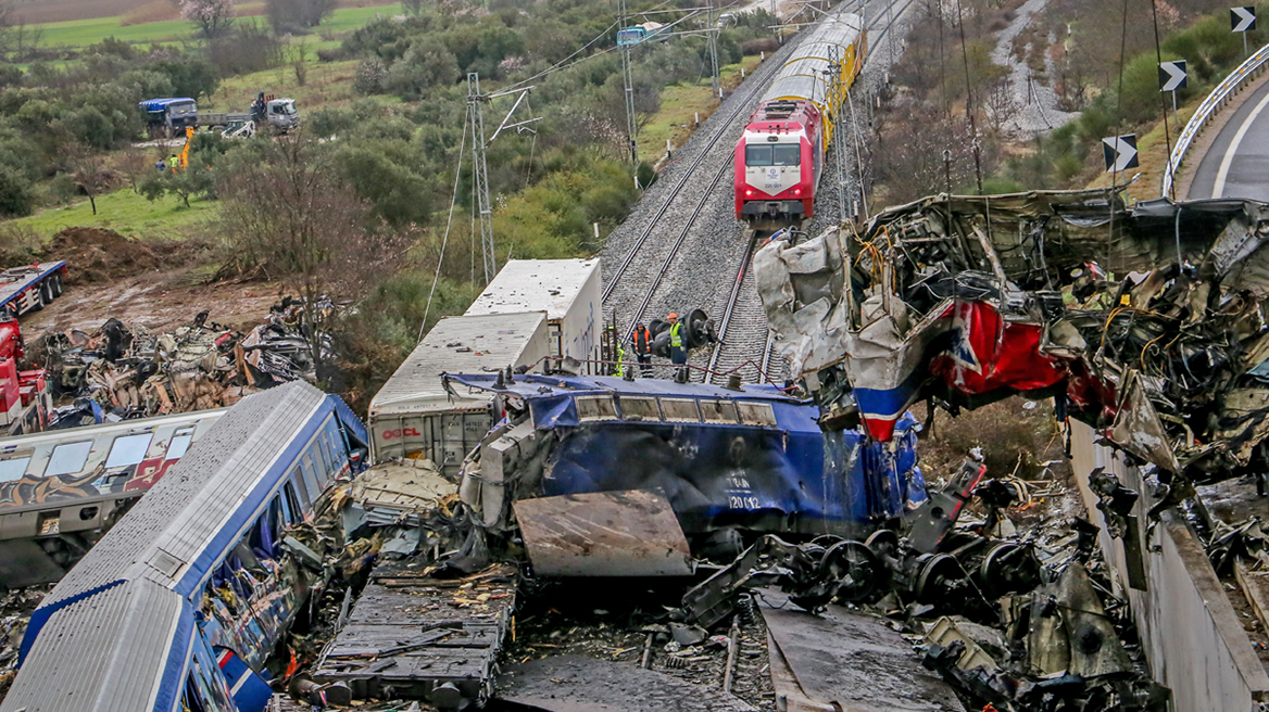 Πλεύρης: Είδα να βγάζουν σορούς και γονείς να ψάχνουν παιδιά - Δεν είχαμε καμία βοήθεια από την εταιρεία