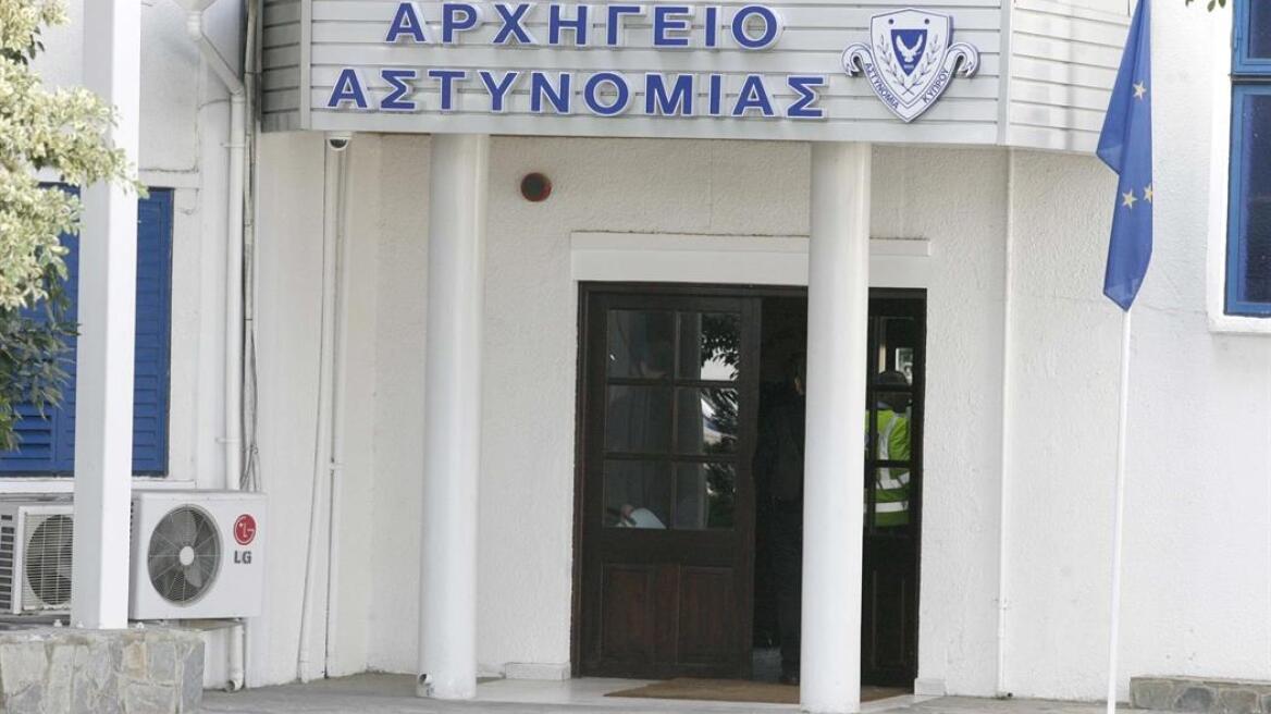 Κύπρος: Αξιωματικός και δύο λοχίες της αστυνομίας υπό έρευνα για σεξουαλική παρενόχληση γυναίκας συναδέλφου τους