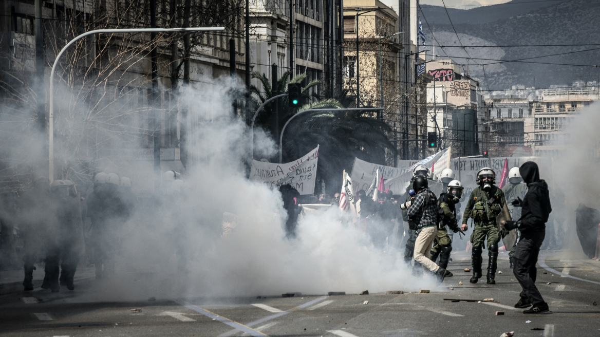 Σύσταση ΕΒΕΑ σε επιχειρήσεις και καταστήματα: Μείνετε κλειστά κατά τις ώρες των κινητοποιήσεων