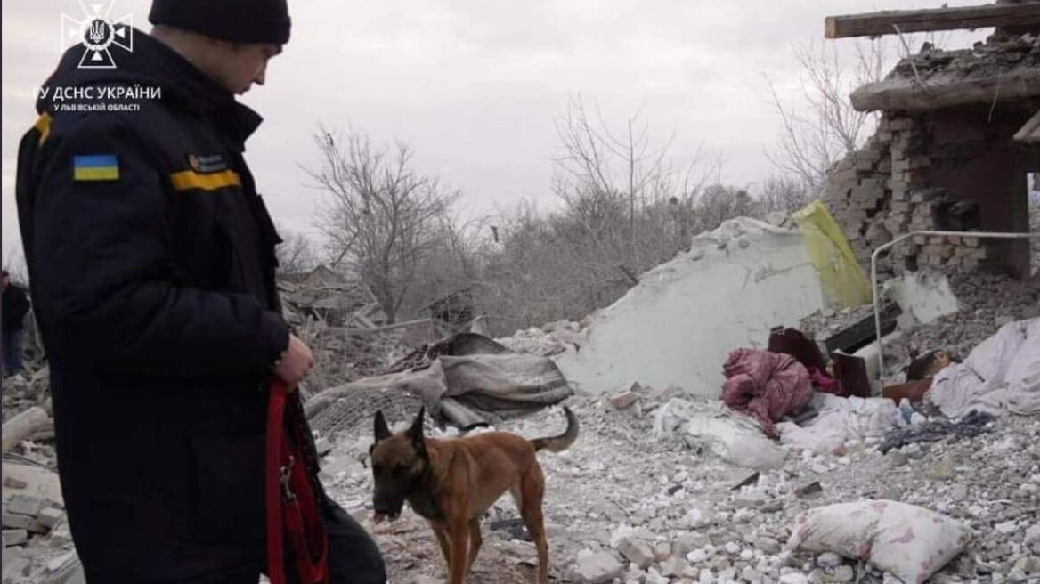 Ουκρανία: Χωρίς ρεύμα και νερό πολλές περιοχές μετά το μπαράζ ρωσικών πληγμάτων - Εννιά νεκροί